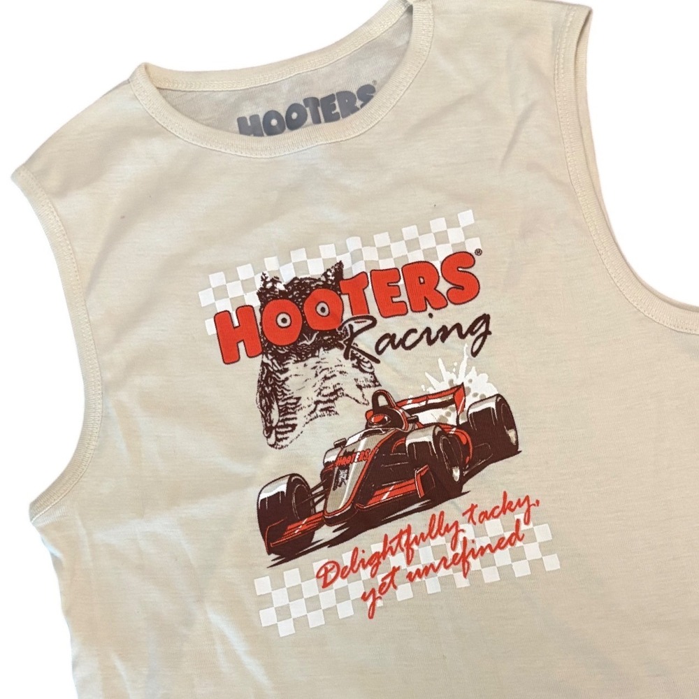 Hooters Racing NWOT Tank Top